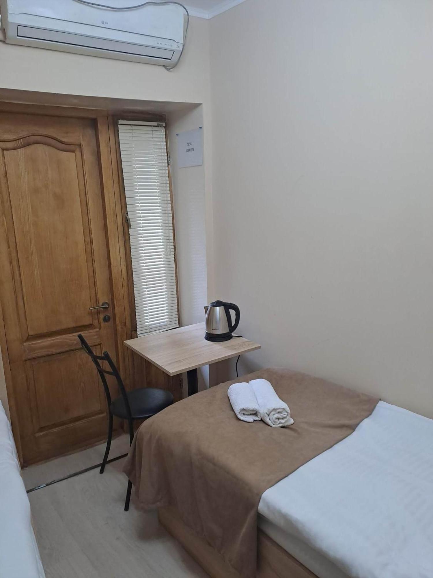 Apartment On Xancteli Tbilisi Luaran gambar
